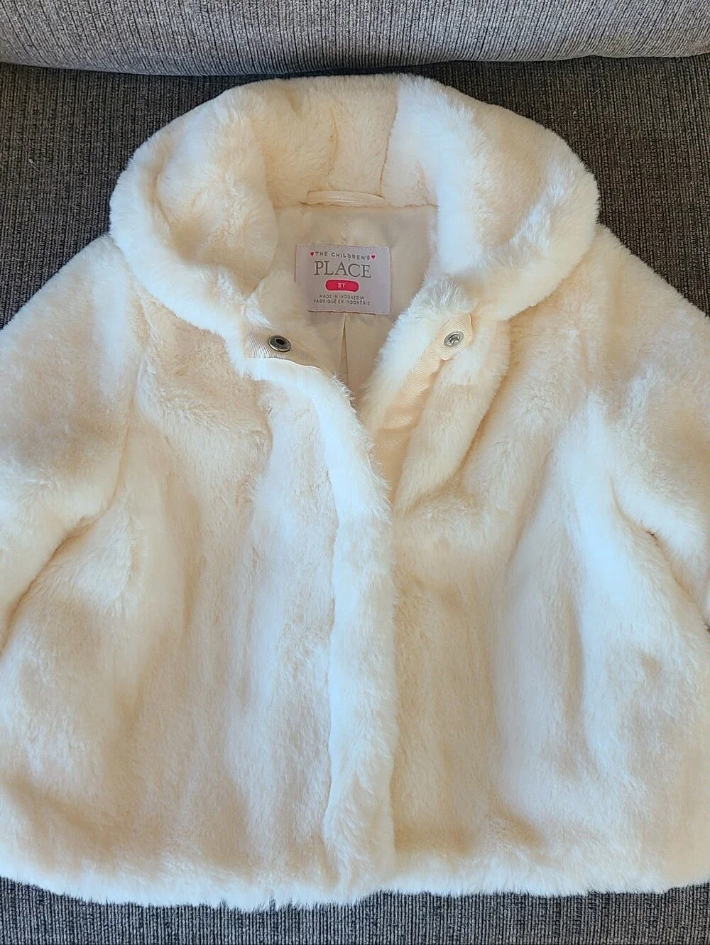 Children's Place White Faux Fur Jacket Size 3T